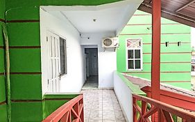 OYO 91757 Surya HotelNearTaman Anggrek Pkk Watansoppeng